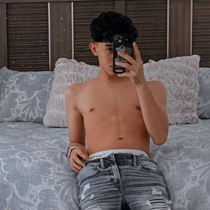 boyhottshow23 OnlyFans picture