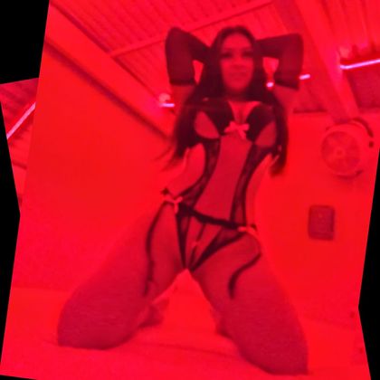 mayaholtman OnlyFans picture