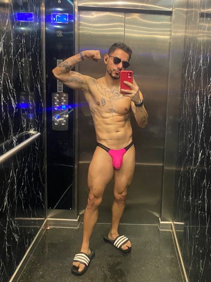 dereksoul123 OnlyFans picture