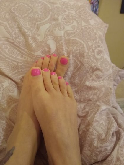 lickmytoeskissmyfeet OnlyFans picture