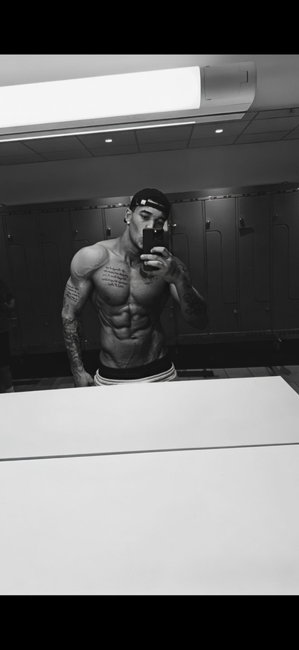 youngdaddyfree OnlyFans picture