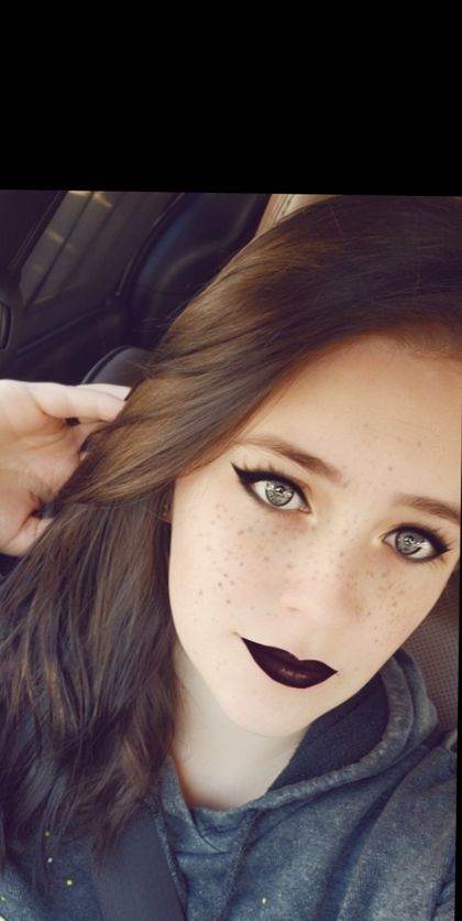 adeline24 OnlyFans picture