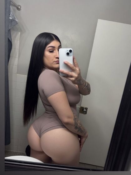 simoneexx OnlyFans picture