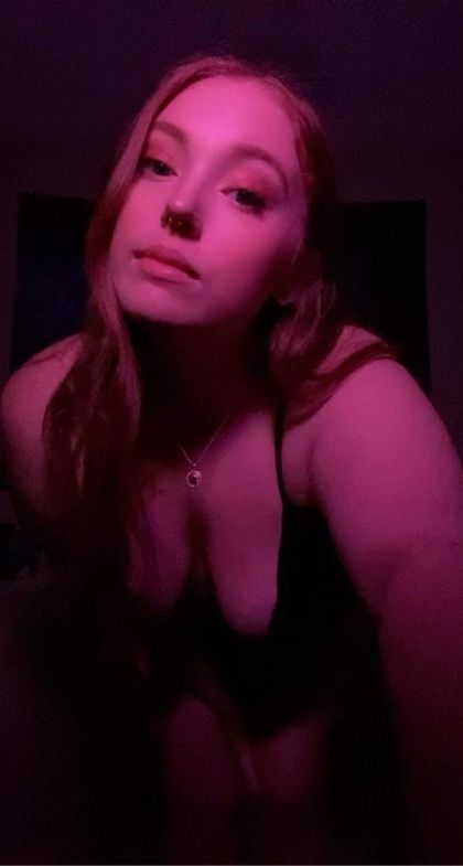 honeysvckleonmee OnlyFans picture