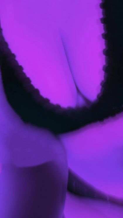 luna.loop OnlyFans picture