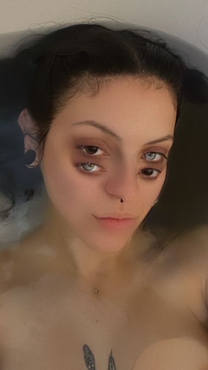 s8nswife OnlyFans picture
