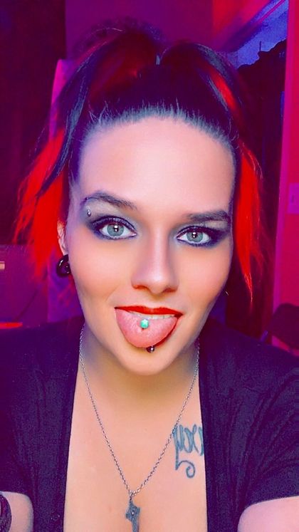 xkatyajrknitagainx OnlyFans picture