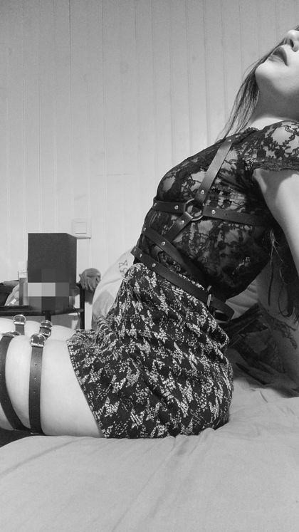 carnalpleasuree OnlyFans picture