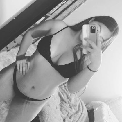 emily_rowley OnlyFans picture
