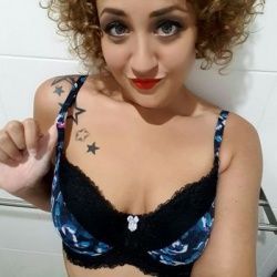 Best Tongue OnlyFans Accounts paid, expensive first | FansMetrics.com