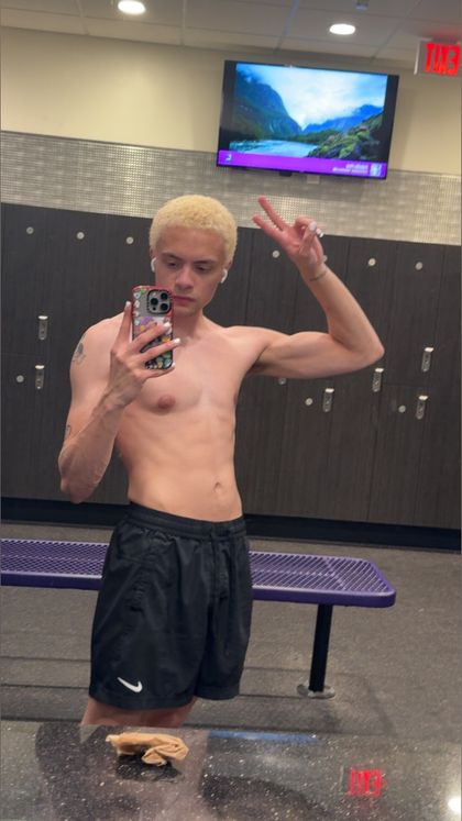 esekai OnlyFans picture