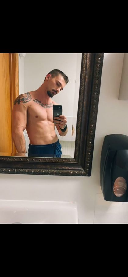 u239034097 OnlyFans picture