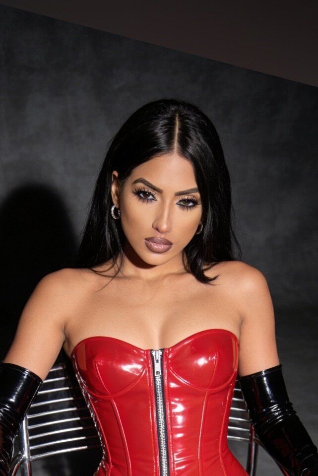 badgyalshaw OnlyFans profile picture