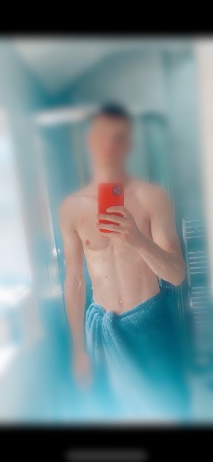 youngladprivte OnlyFans picture