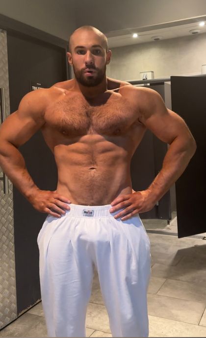 hezeer OnlyFans picture