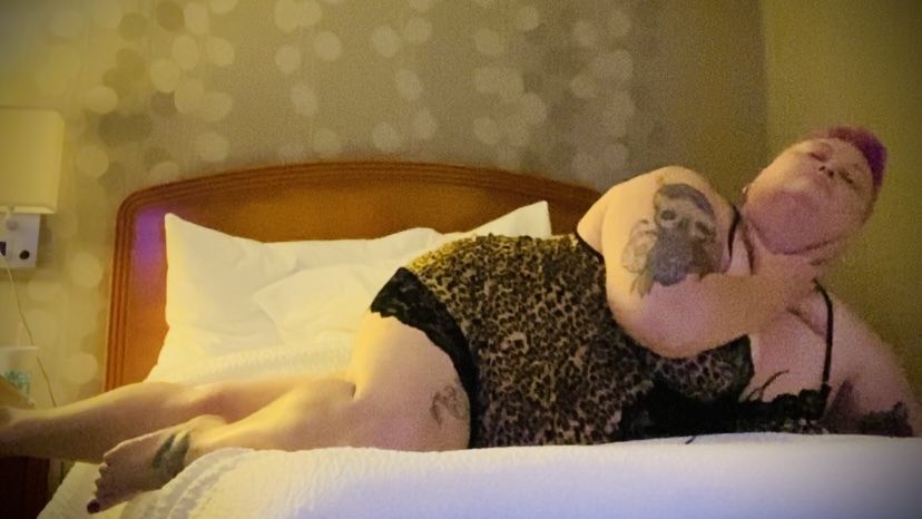 cougarred OnlyFans profile picture
