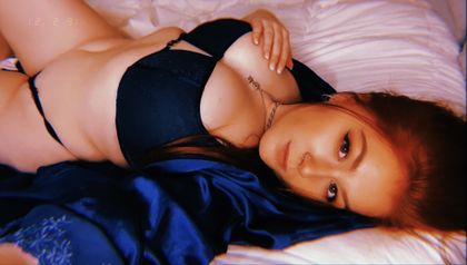 crimsonink OnlyFans picture