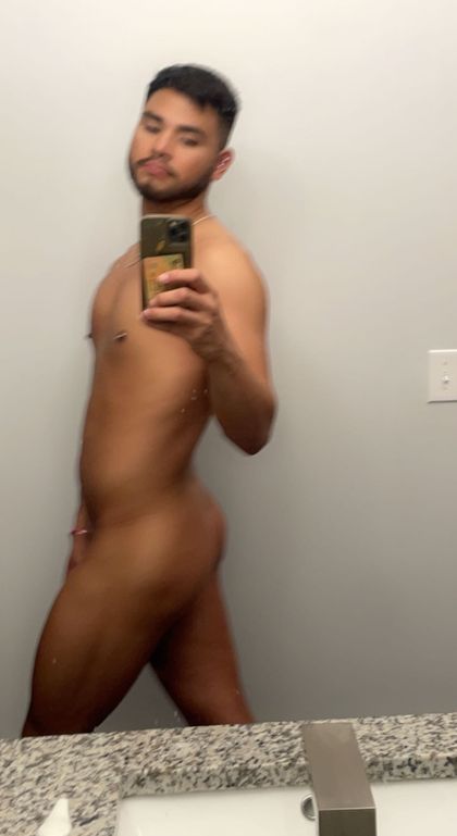 astroblunt OnlyFans picture