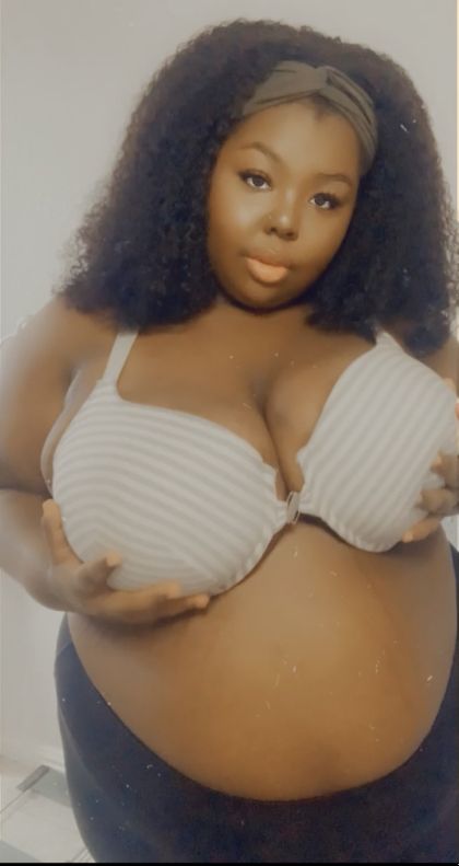ambroshea.nicole OnlyFans picture