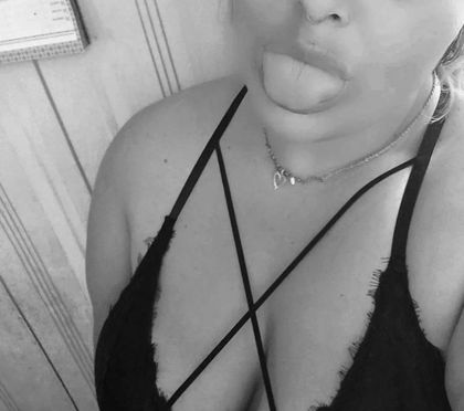 tocurvytoyou OnlyFans picture