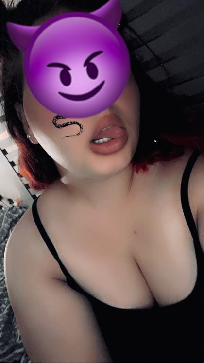 feistylatina22 OnlyFans picture