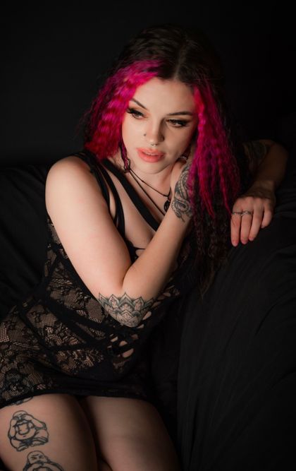 zoesmoke2.0 OnlyFans picture