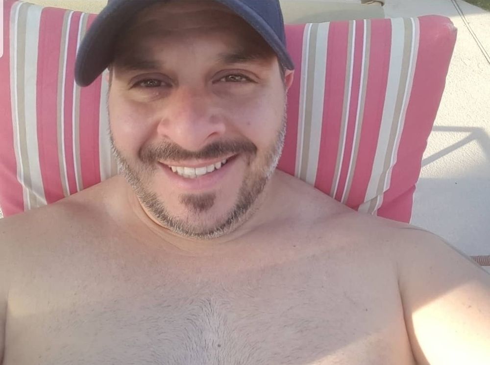 thick-and-long OnlyFans profile picture