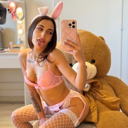 kirabronx OnlyFans picture