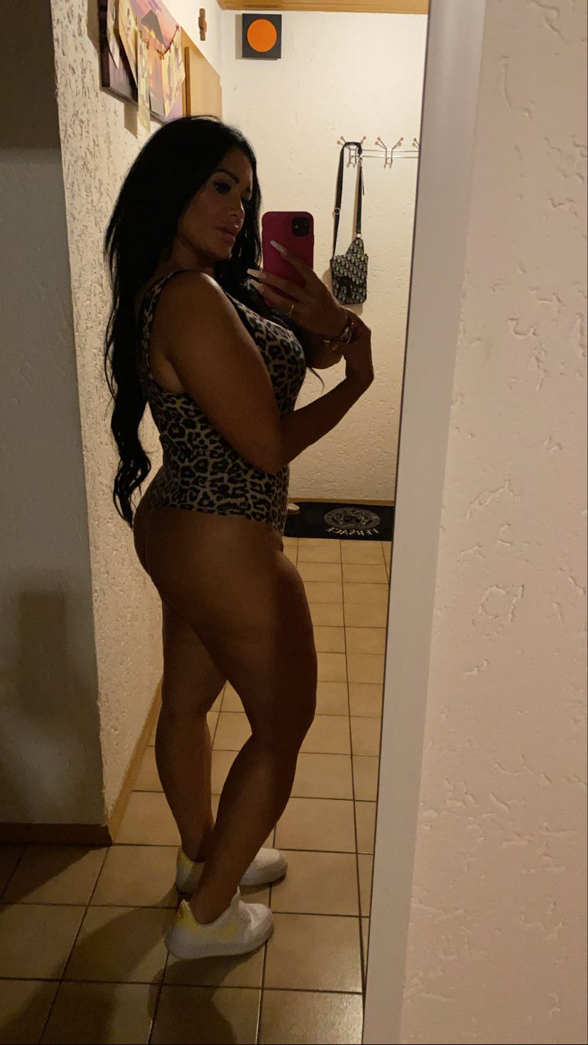 u181215063 OnlyFans profile picture