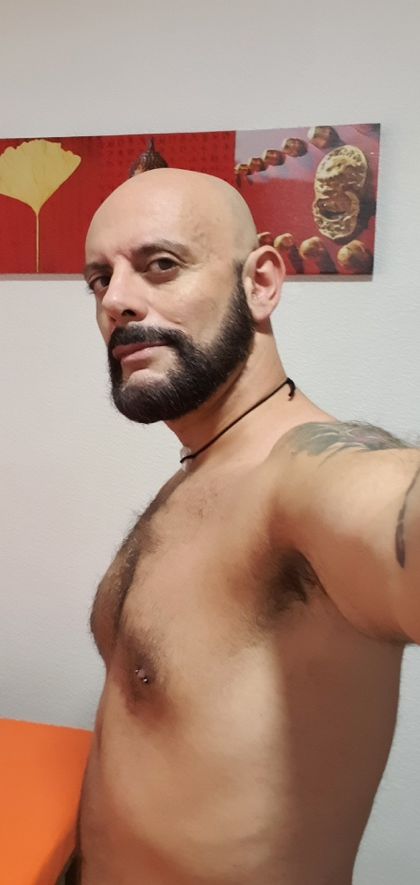 tonyalbertpons OnlyFans picture