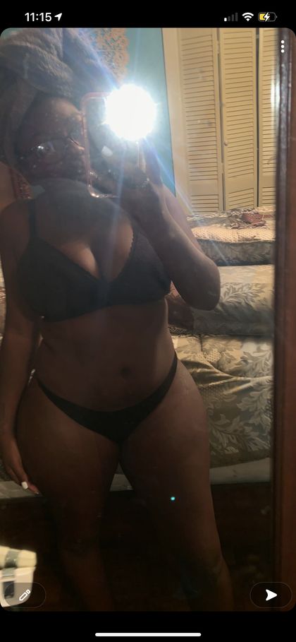 specialkhay OnlyFans picture