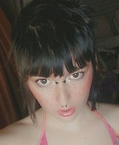 ambergreen13 OnlyFans picture