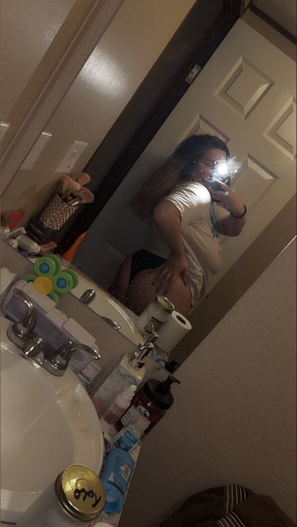 cherry_on_top25 OnlyFans picture