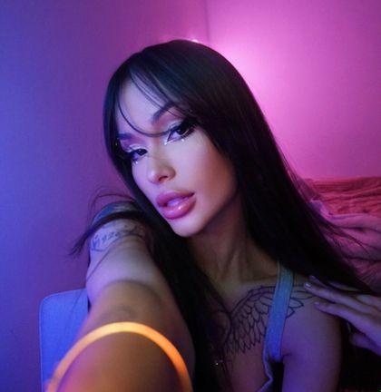 findkaryna OnlyFans picture