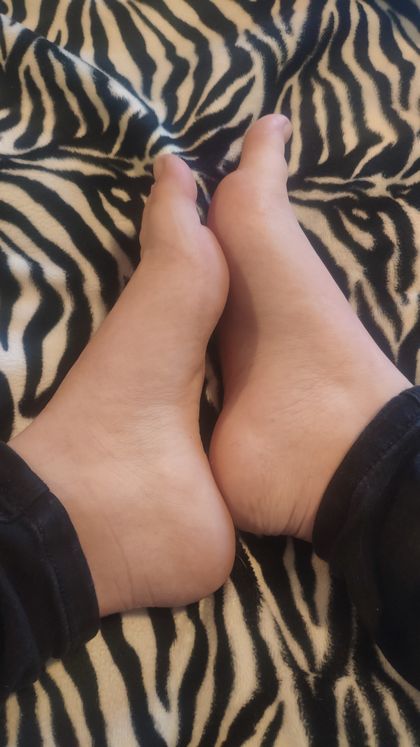claudiasfeet4u OnlyFans picture