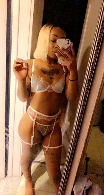 slipperywhenwet574 OnlyFans picture
