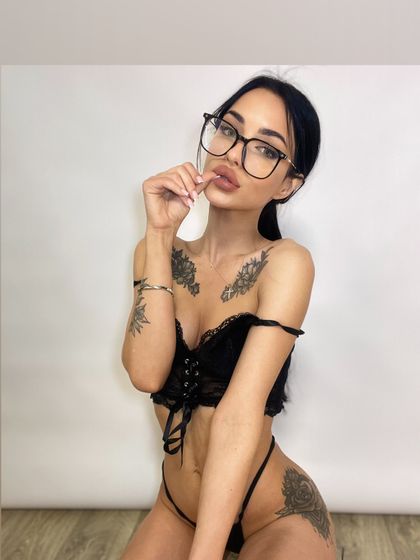 vip.leya OnlyFans picture