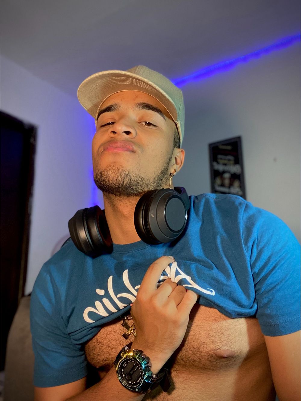 latinbig21cm OnlyFans profile picture