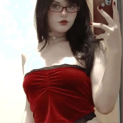urfaveslwtnini OnlyFans picture