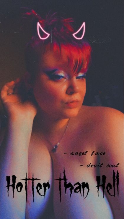strawberrybitchxoxo OnlyFans picture