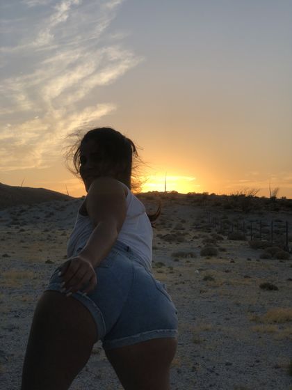valeeeee OnlyFans picture