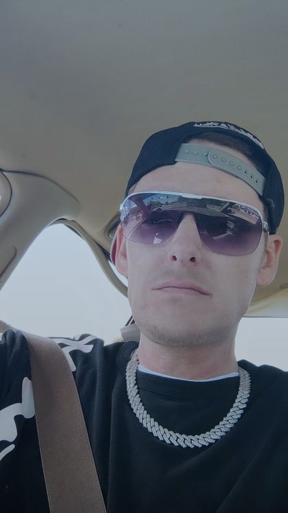 youngmitch OnlyFans picture