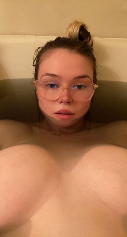 lizzybmine OnlyFans picture