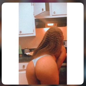 Images of Best Hot Wetkitty OnlyFans Accounts sorted by likes ...