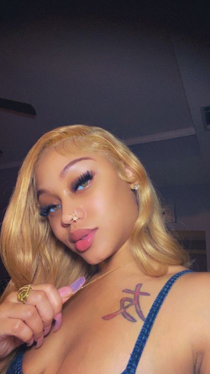 iamqueenn.goddessfeet OnlyFans picture