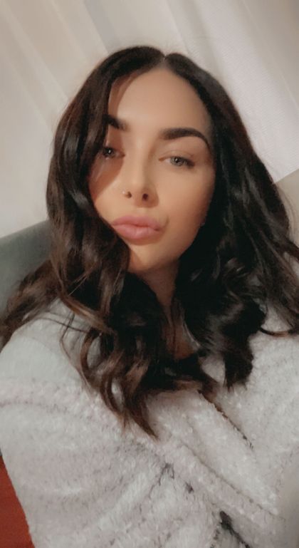 lillyhale OnlyFans picture