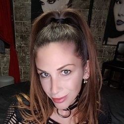 Best Leamlf OnlyFans Accounts | FansMetrics.com