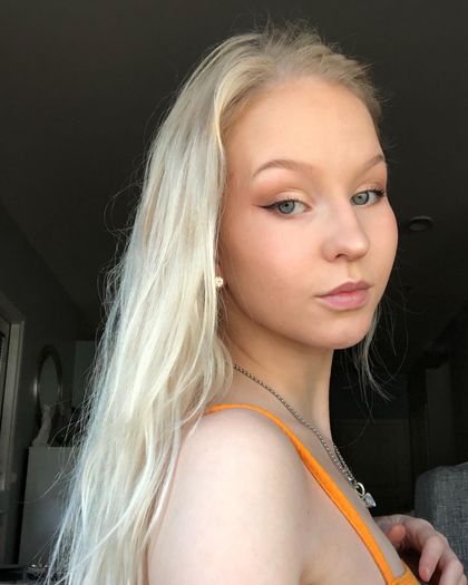 Best Pralliina OnlyFans Accounts | FansMetrics.com