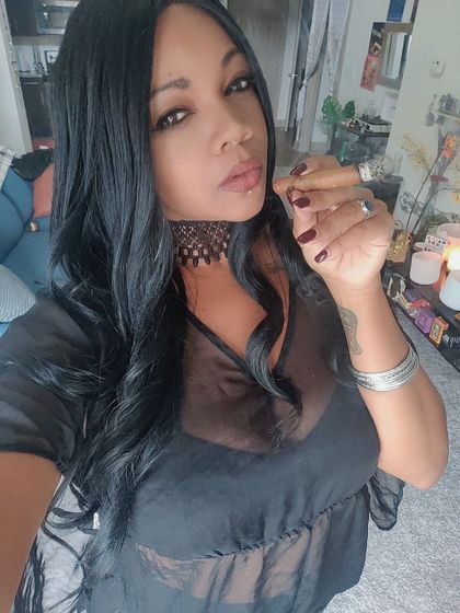 cigar.vixen OnlyFans picture