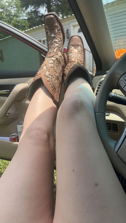 sugarbritches38 OnlyFans picture